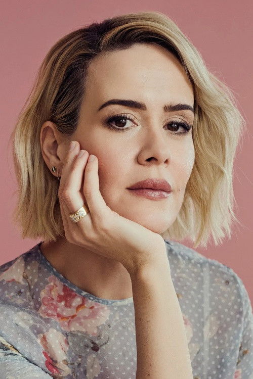 Photo of Sarah Paulson