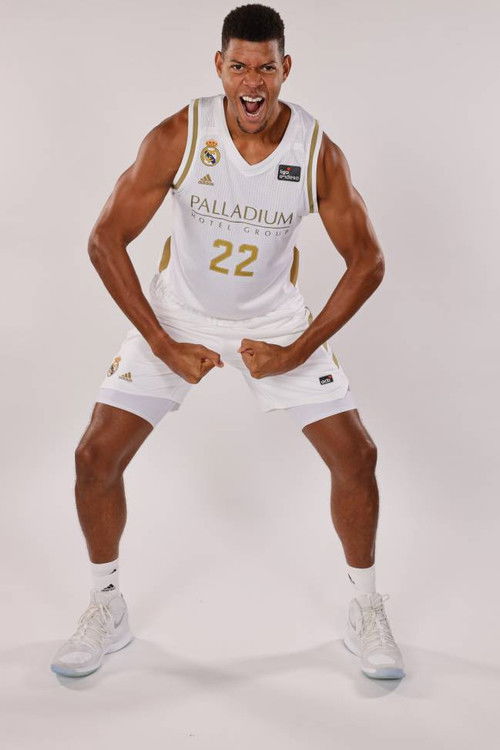 Photo of Edy Tavares