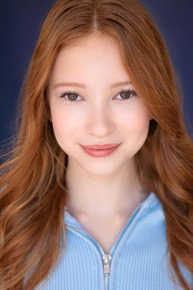 Photo of Caroline Elle Abrams