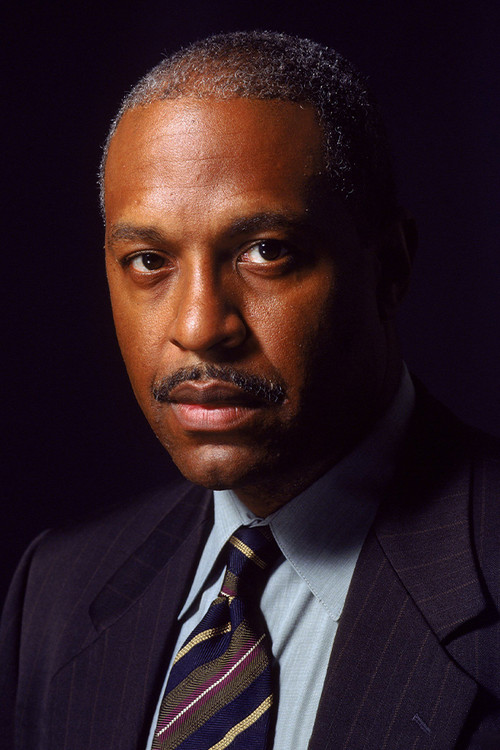 Photo of James Pickens Jr.