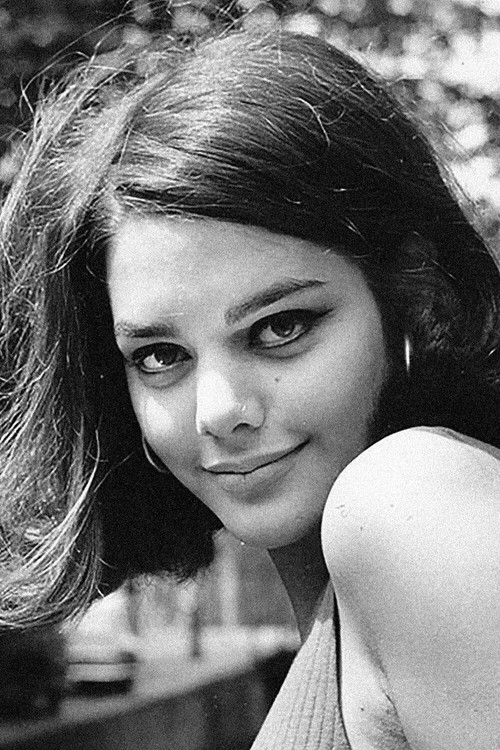 Photo of Tina Aumont