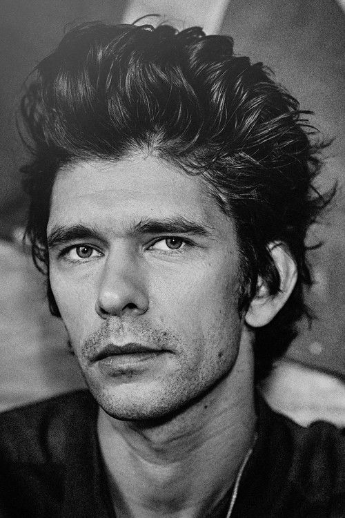 Photo of Ben Whishaw