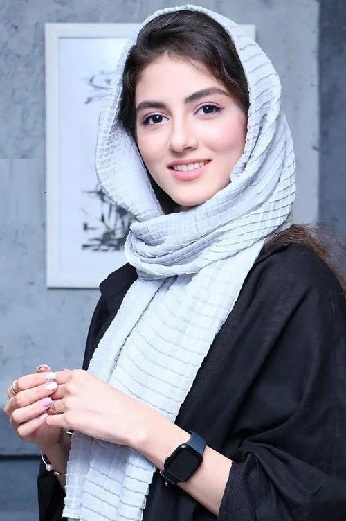 Photo of Pardis Pourabedini