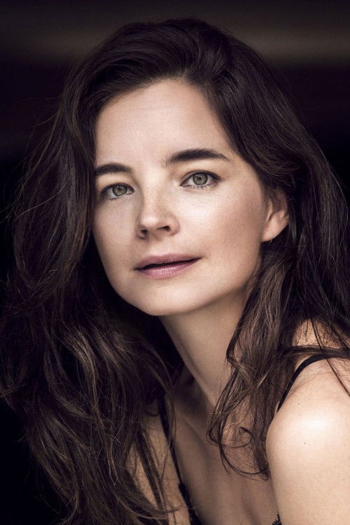 Photo of Louise Peterhoff