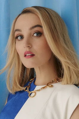 Photo of Chloe Fineman