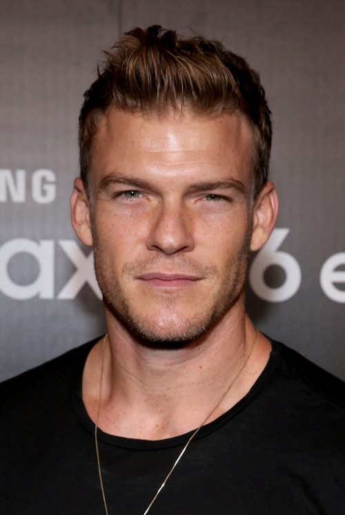 Photo of Alan Ritchson