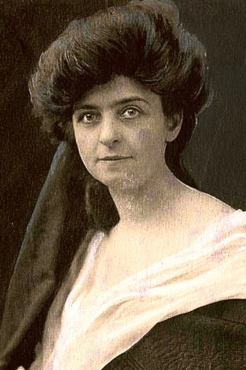 Photo of Lydia Knott