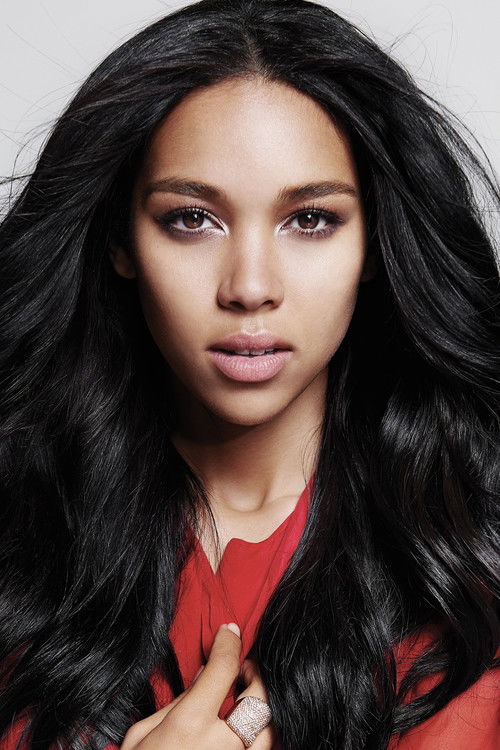 Photo of Alexandra Shipp