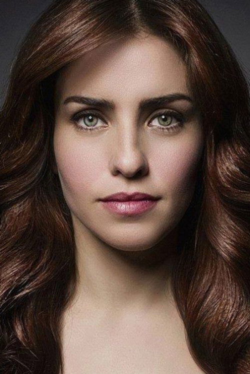 Photo of Aslı Tandoğan