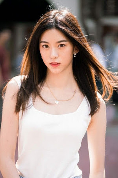 Photo of Yanin Opassathaworn