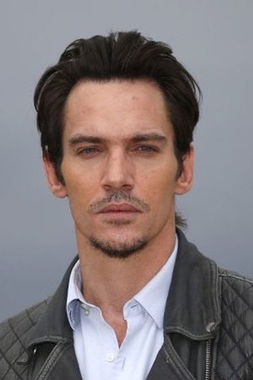 Photo of Jonathan Rhys Meyers
