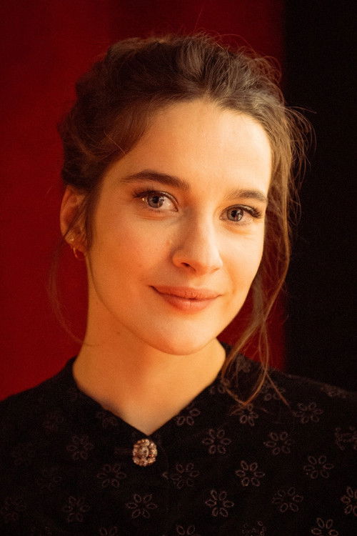 Photo of Rebecca Marder