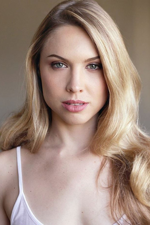 Photo of Erica Eynon