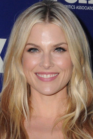 Photo of Ali Larter