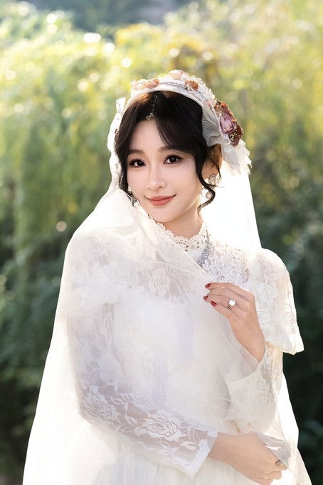 Photo of Deng Lingshu