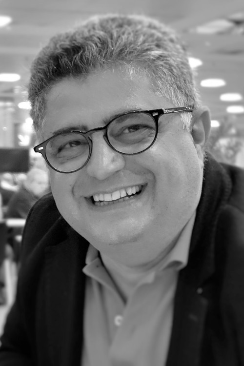 Photo of Kaveh Farnam