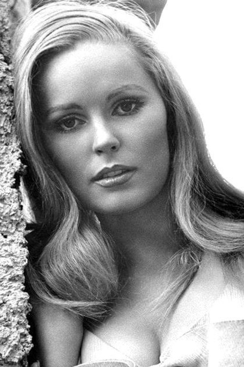 Photo of Veronica Carlson
