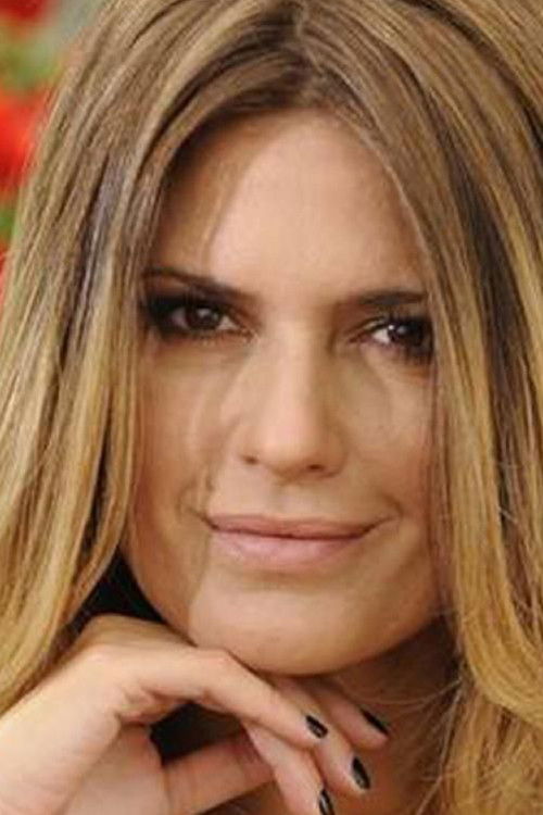 Photo of Isabel Macedo