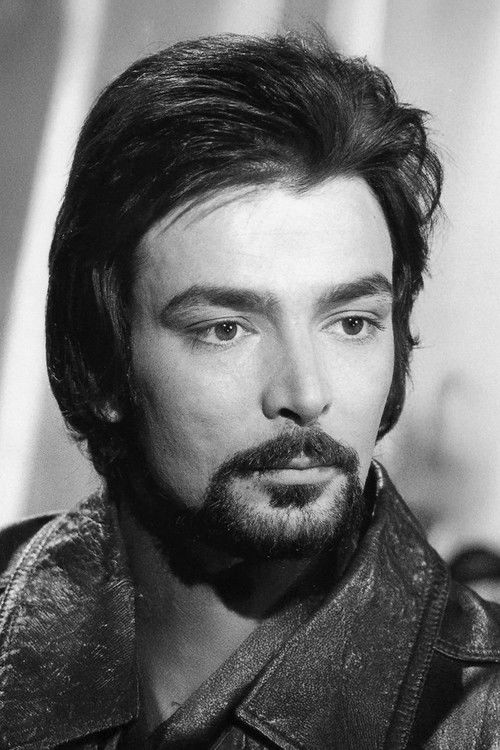 Photo of Damien Thomas