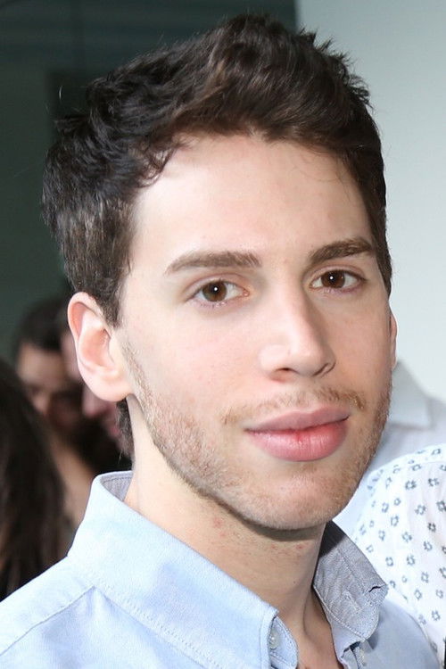 Photo of Jordan Gavaris