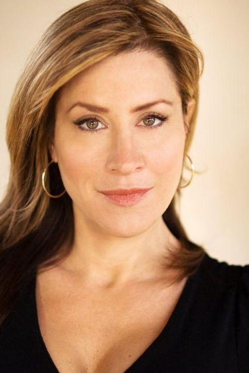 Photo of Lisa Ann Walter