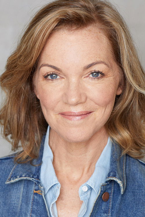 Photo of Lisa Carswell