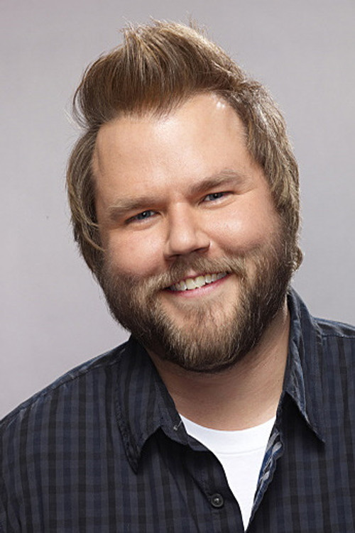 Photo of Tyler Labine
