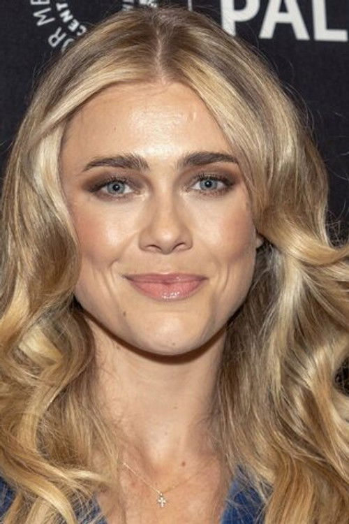 Photo of Melissa Roxburgh