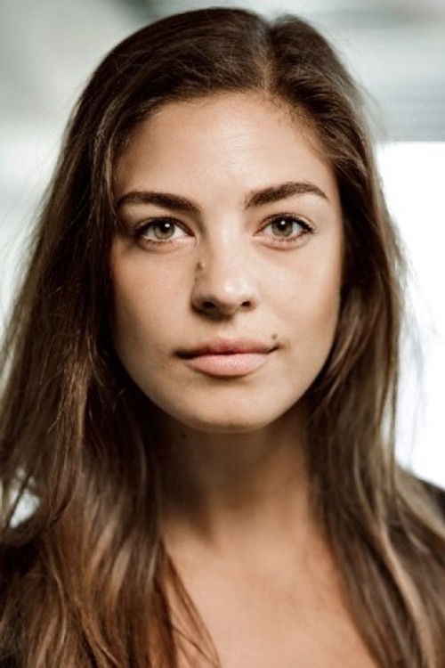 Photo of Natalie Madueño