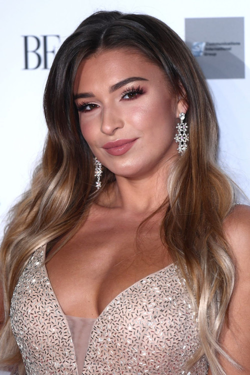 Photo of Zara McDermott