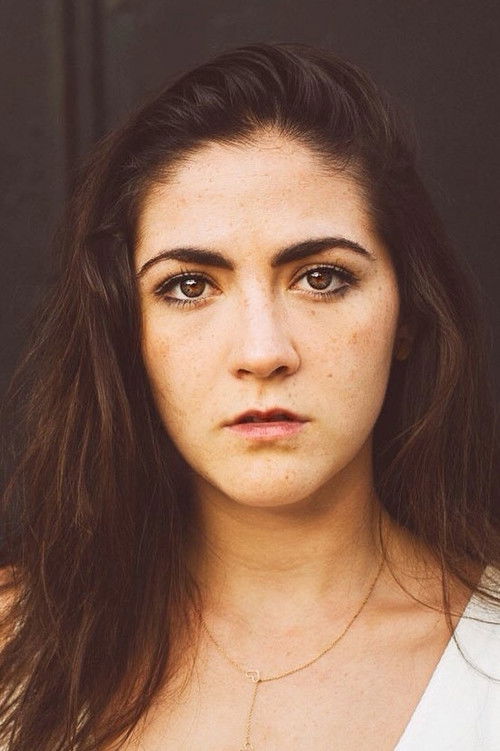 Photo of Isabelle Fuhrman