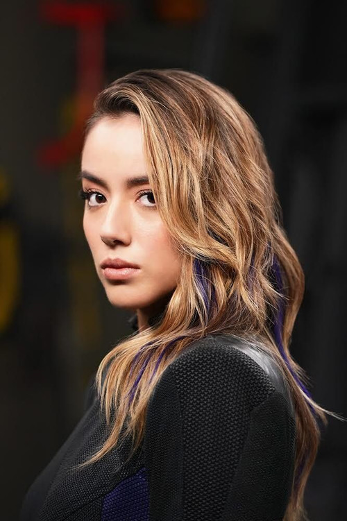 Photo of Chloe Bennet