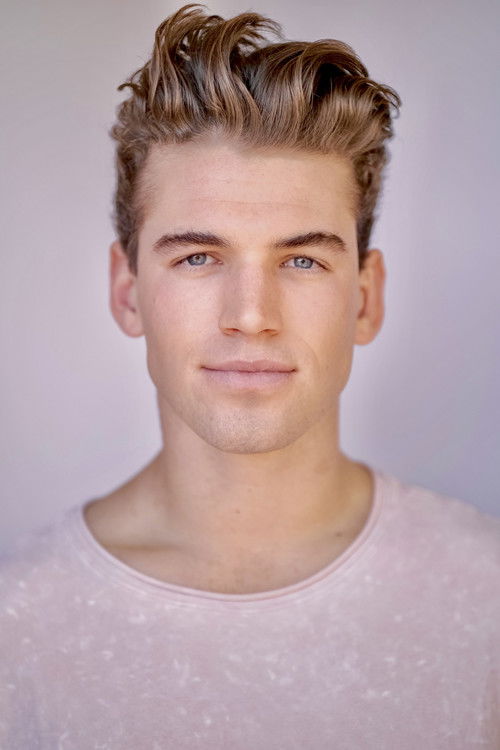 Photo of Noah Fearnley