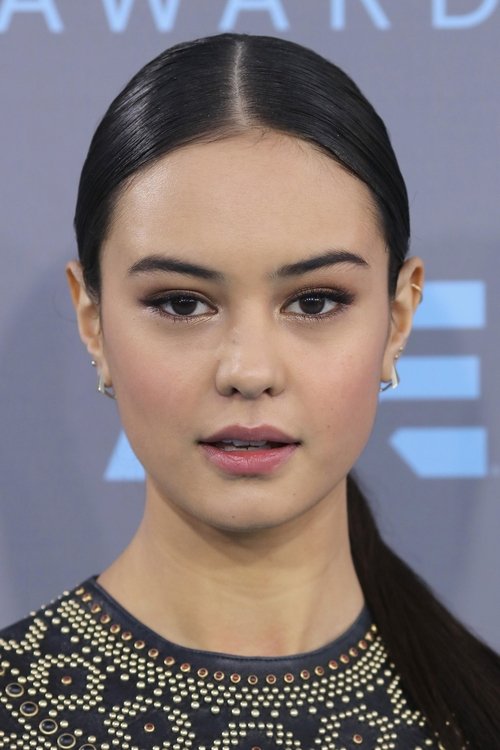Photo of Courtney Eaton