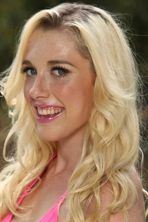 Photo of Roxy Nicole