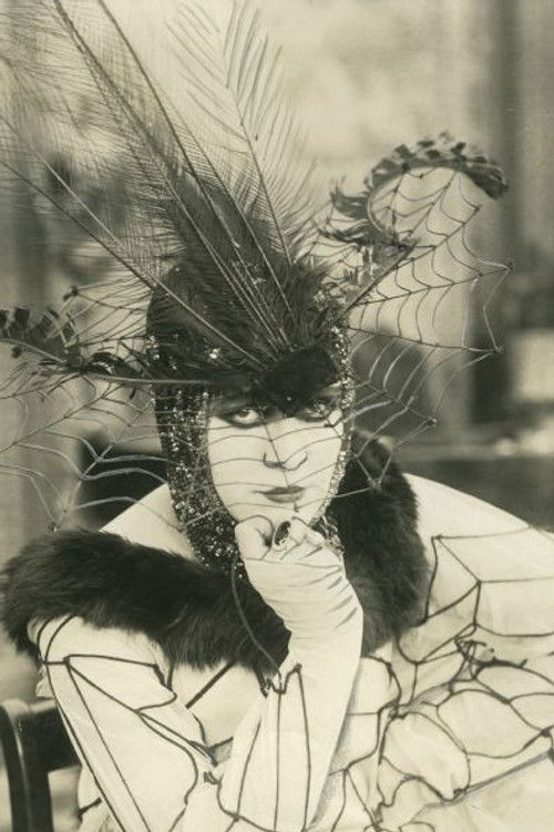 Photo of Valeska Suratt