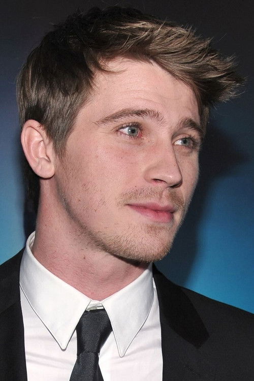 Photo of Garrett Hedlund