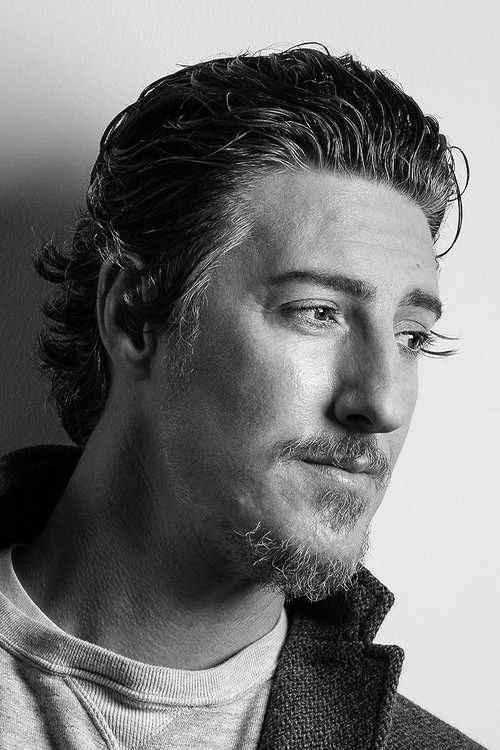 Photo of Eric Balfour