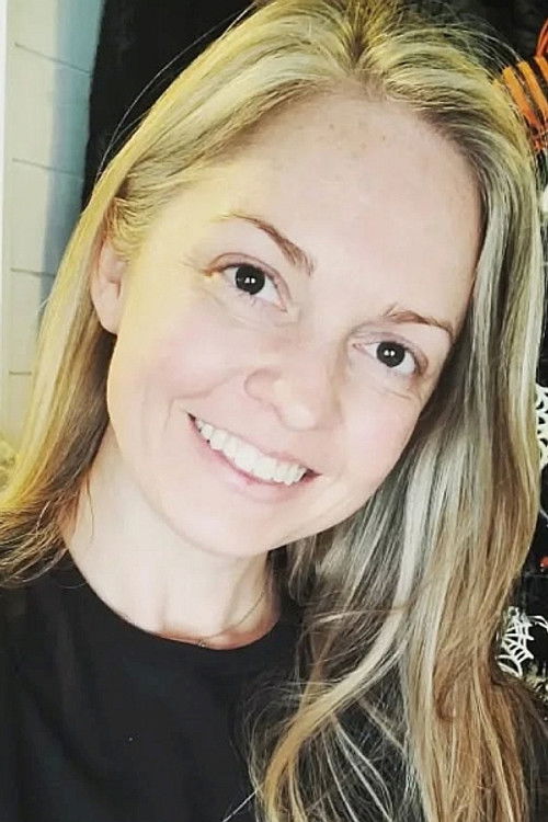 Photo of Laura Beth Love