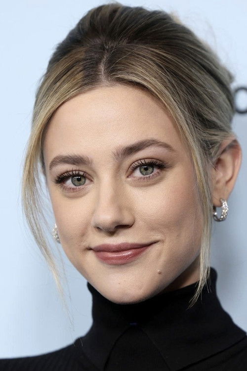 Photo of Lili Reinhart