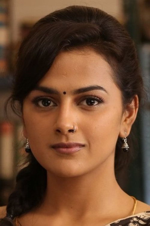 Photo of Shraddha Srinath