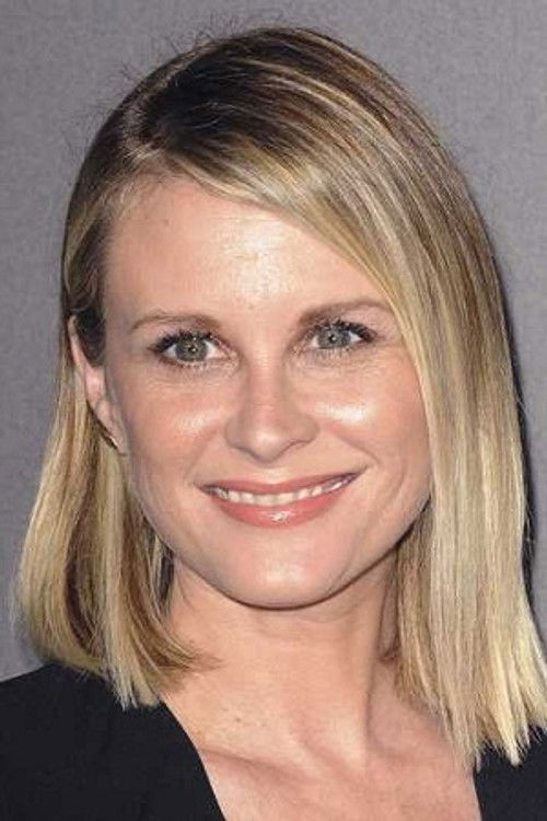 Photo of Bonnie Somerville