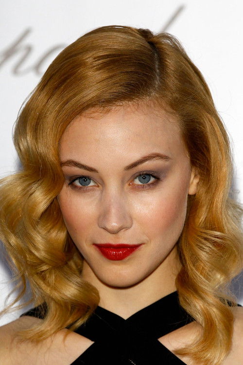 Photo of Sarah Gadon