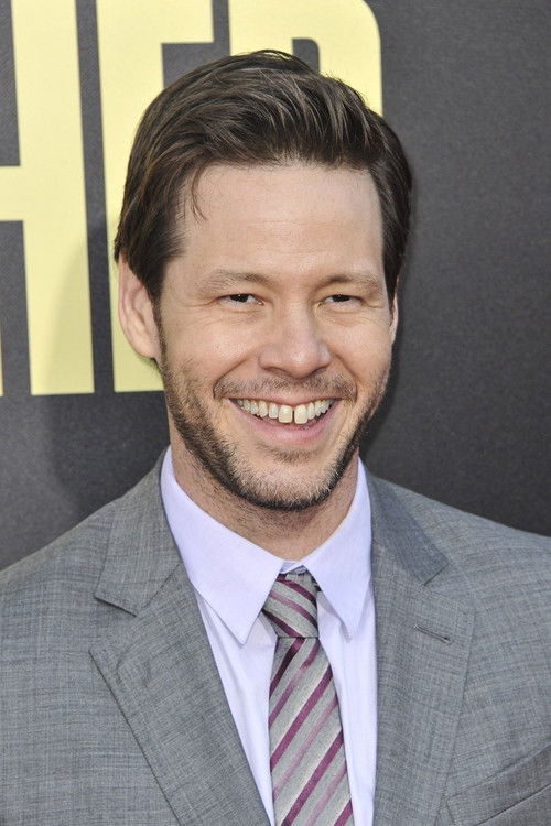 Photo of Ike Barinholtz