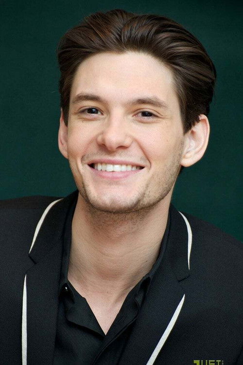 Photo of Skandar Keynes