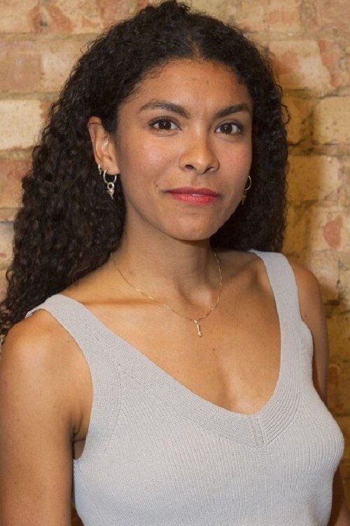 Photo of Thalissa Teixeira