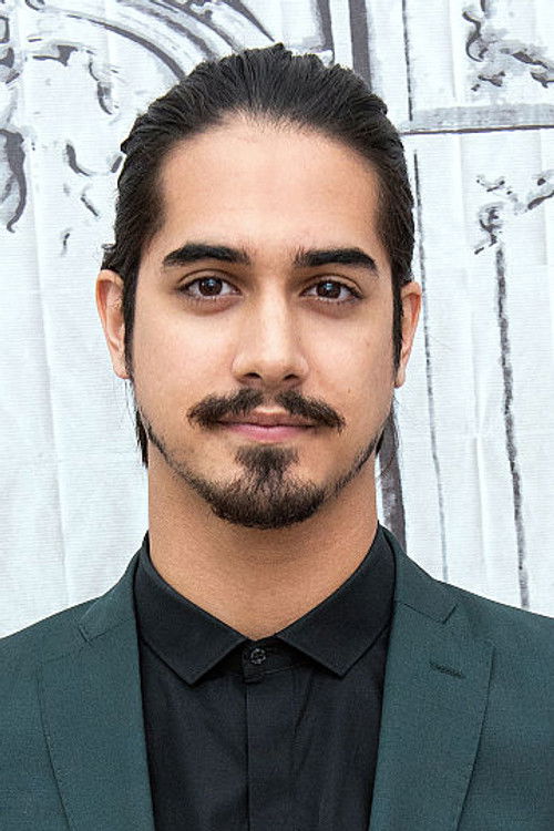 Photo of Avan Jogia