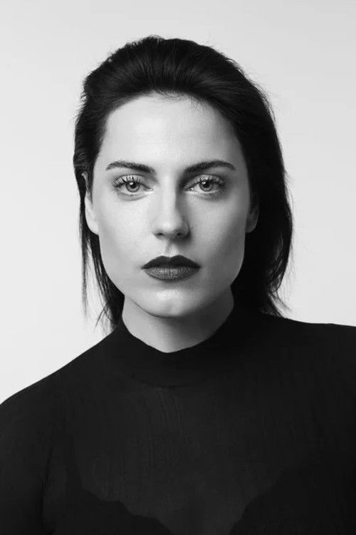 Photo of Antje Traue