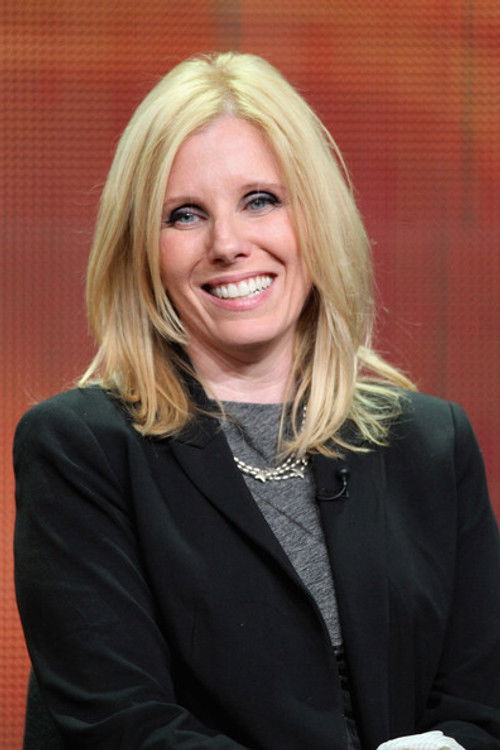 Photo of Claudia Lonow