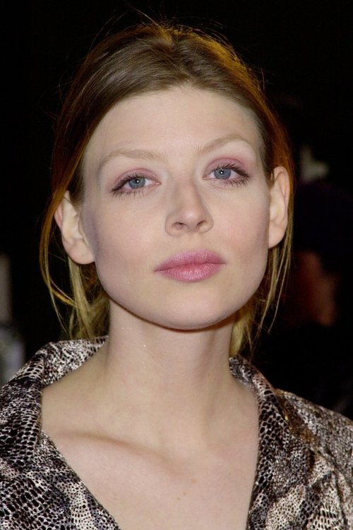Photo of Amber Benson